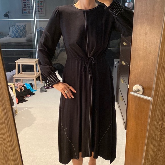 Zara long sleeved tie waist viscose dress - Picture 2 of 8